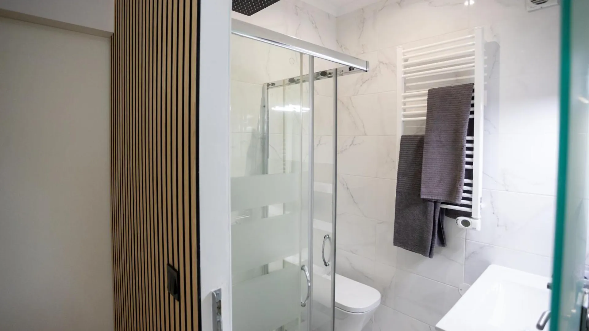 Bairro Alto 27 Hotel Lisbon Apartment